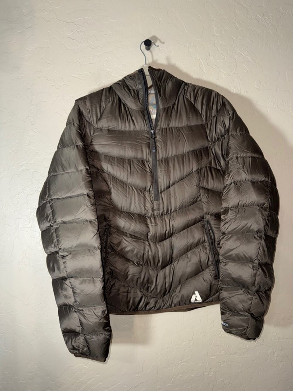 Eddie Bauer First Ascent down puffer jacket brown 1/2 zip pullover women’s large